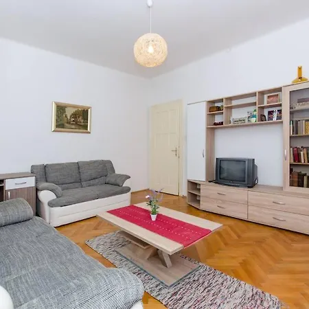 Rita Apartament *